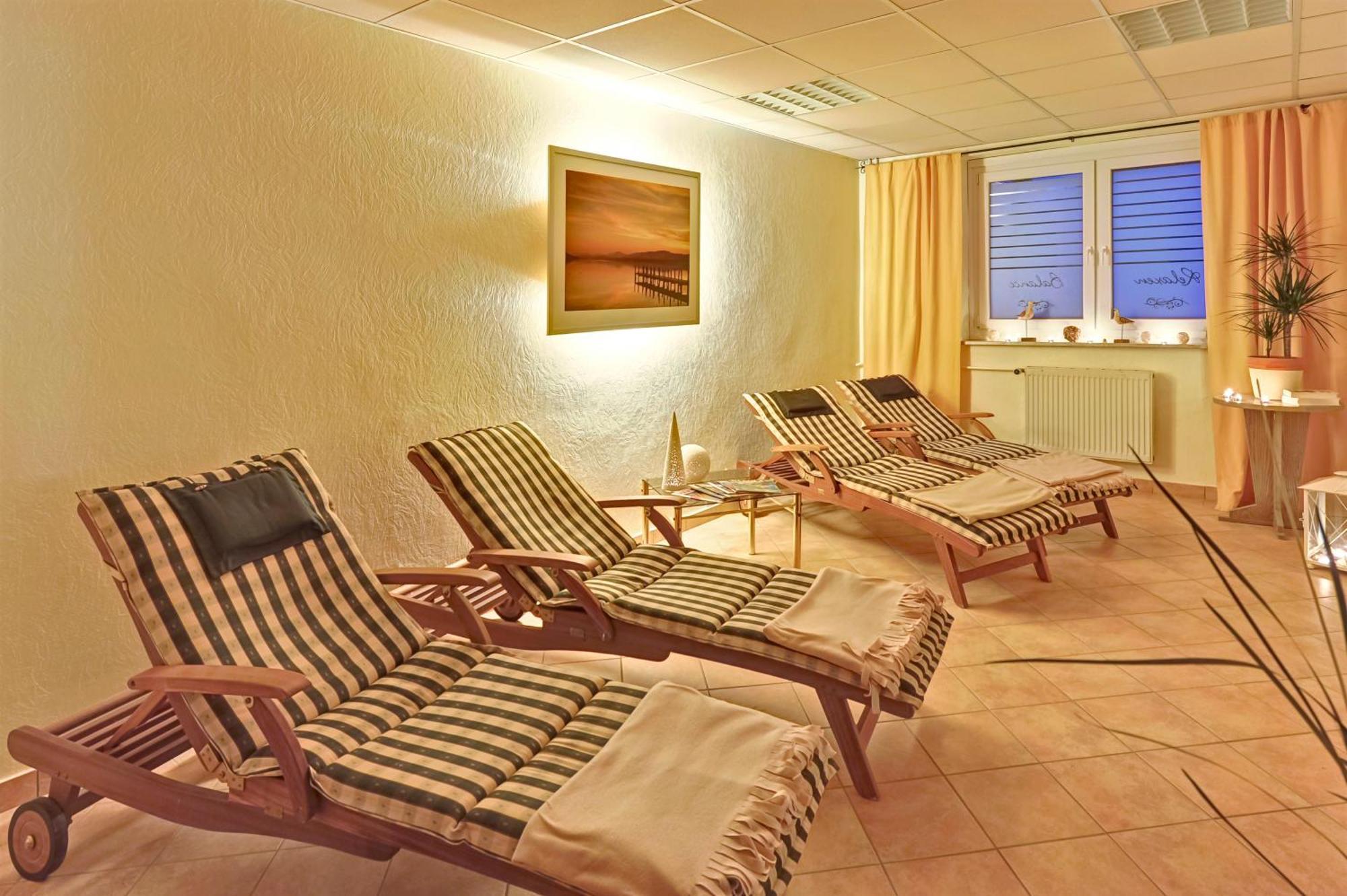 Falk Seehotel Plau Am See Buitenkant foto