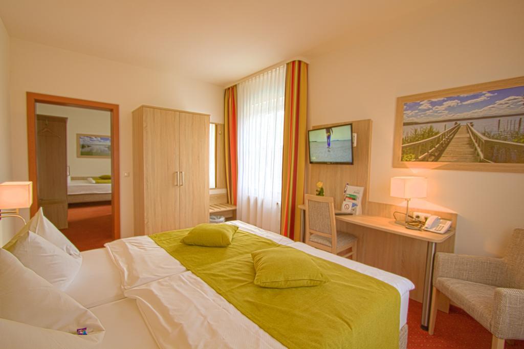 Falk Seehotel Plau Am See Buitenkant foto